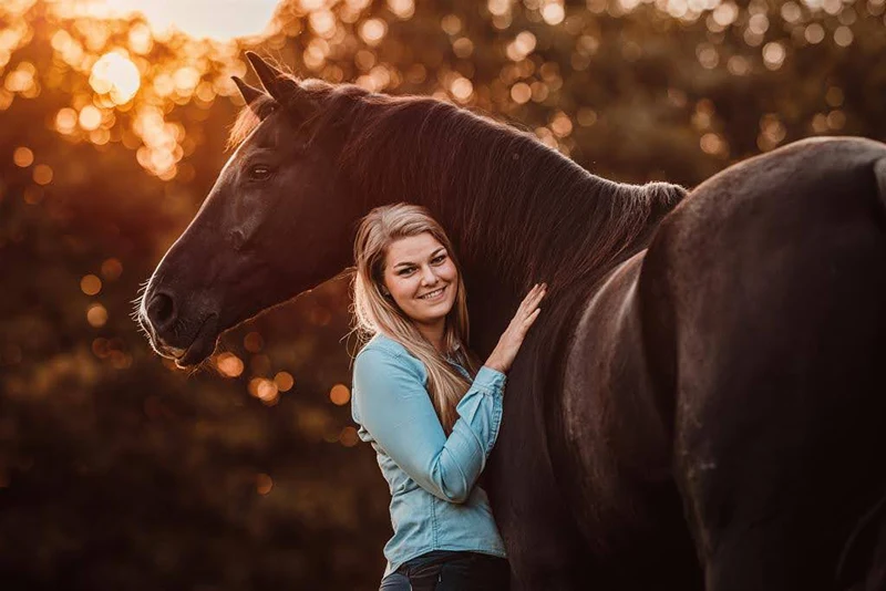 Pferdetrainerin Nicole Betke